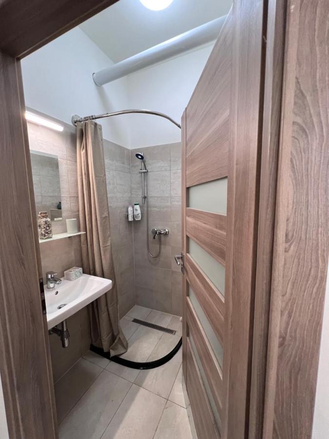 Cozy Market-Square Retreat Located In The Heart Of The 10Th District 비엔나 외부 사진