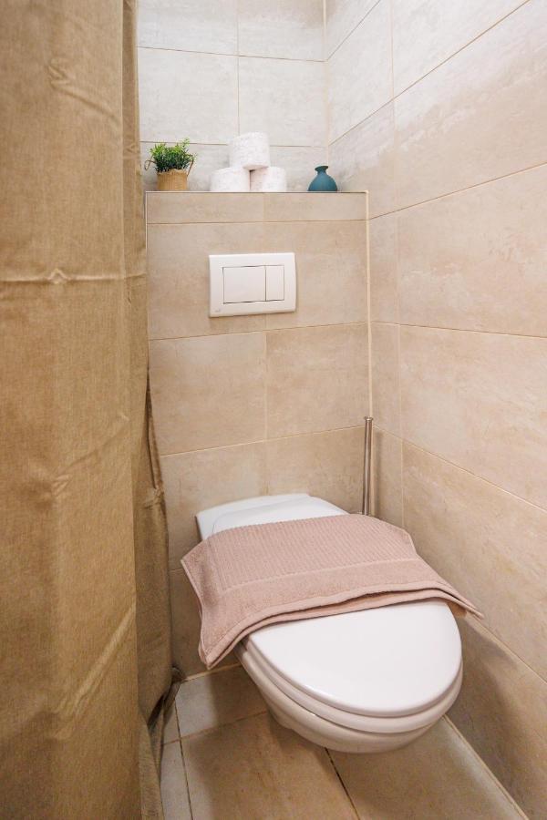 Cozy Market-Square Retreat Located In The Heart Of The 10Th District 비엔나 외부 사진